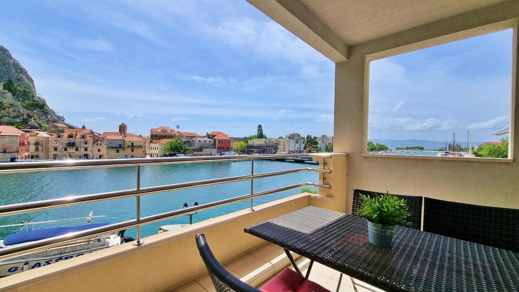 Mitra Zonata Blue Apartment Omis Exterior photo