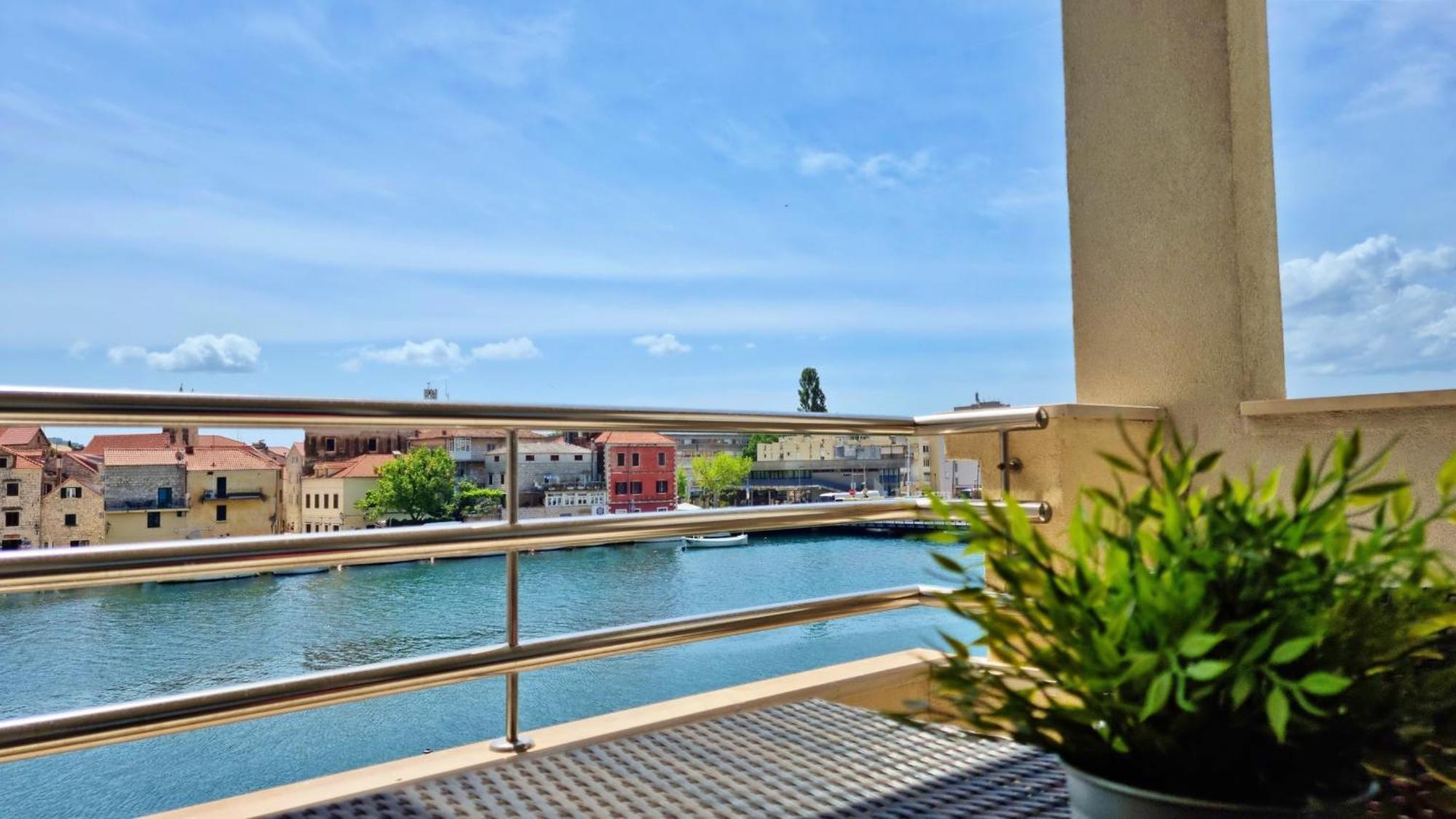 Mitra Zonata Blue Apartment Omis Exterior photo